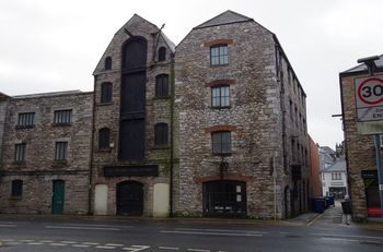 9 The Parade, Plymouth. Historic Building Recording (OASIS ID: acarchae2-301762)