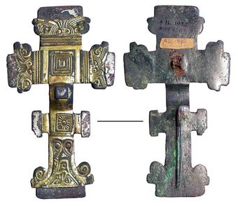 Cruciform brooch from Rothley in Leicestershire. <br />Photography by Toby F. Martin,<br />used with permission from Charnwood Museum