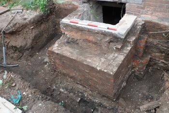 Image from No. 9 New Street, Worcester. Archaeological Watching Brief (OASIS ID: borderar1-254986)