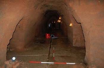 Stourbridge Sand Caverns, West Midlands. Archaeological Survey