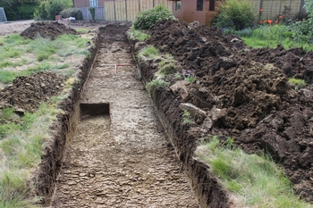 Land at The Willows, Long Marston Road, Welford-on-Avon, Warwickshire. Archaeological Evaluation (OASIS ID: cotswold2-261001)