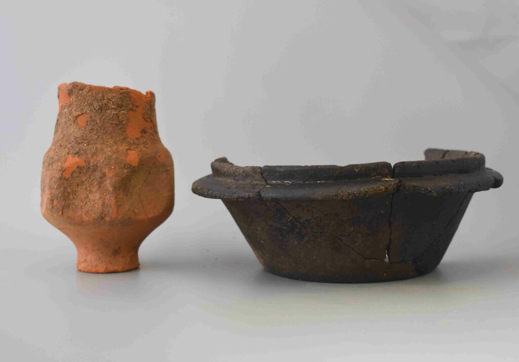 Pots found in Roman features revealed during monitoring at Maldon Road, Colchester