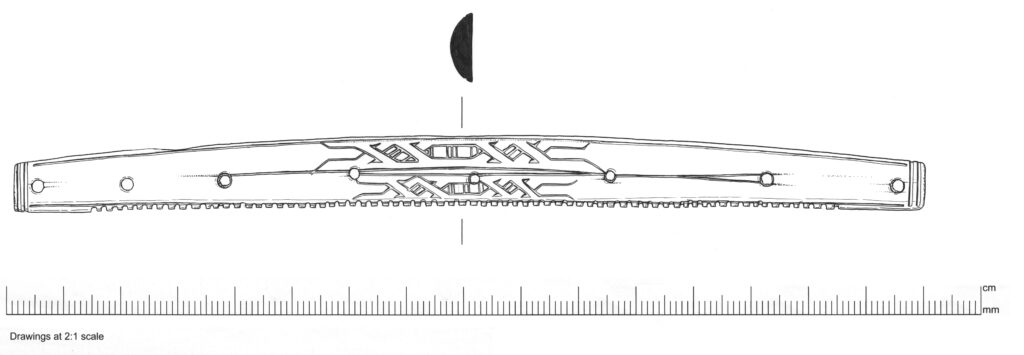 A drawing of a viking comb made of antler