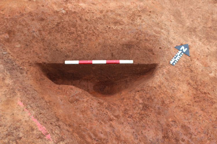 Thumbnail of NW facing shot of posthole 47044 and pit 47046