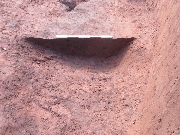 Thumbnail of SW facing shot of oval feature 47021