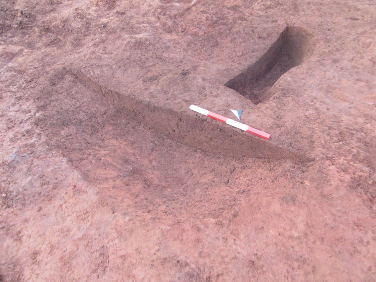 Thumbnail of SW facing shot of pit 47066 and posthole 47068
