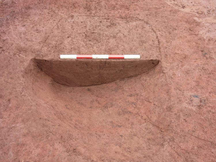Thumbnail of W facing shot of pit 46074