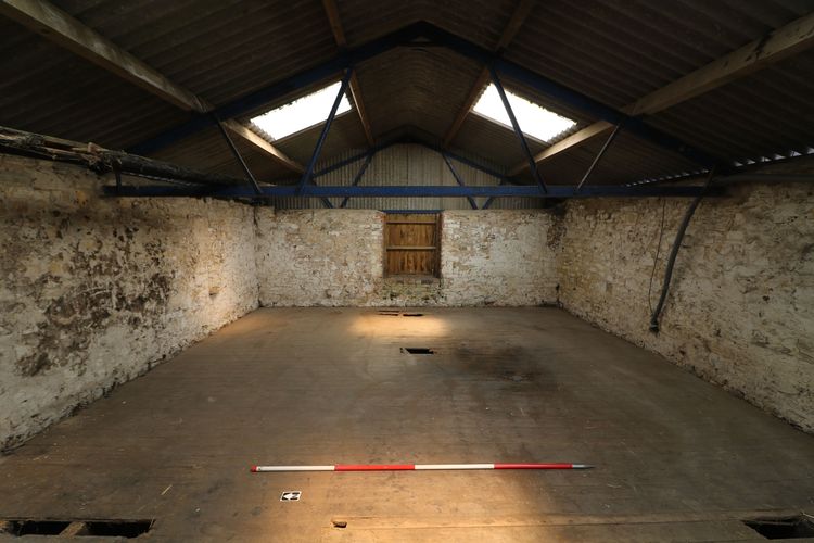 Thumbnail of Figure 26 and 76 View east of the first floor of Range B