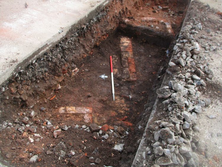 Thumbnail of SID18 trench 3 walls 311 and 319, looking East