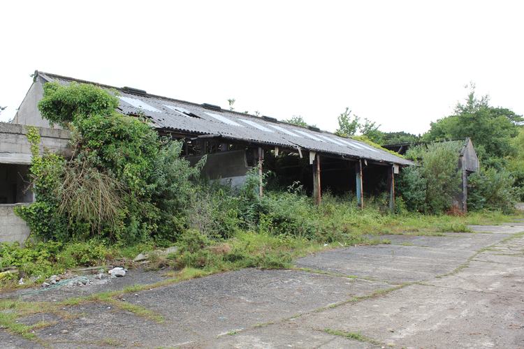 Thumbnail of South west facing view of Building 21's open bay range
