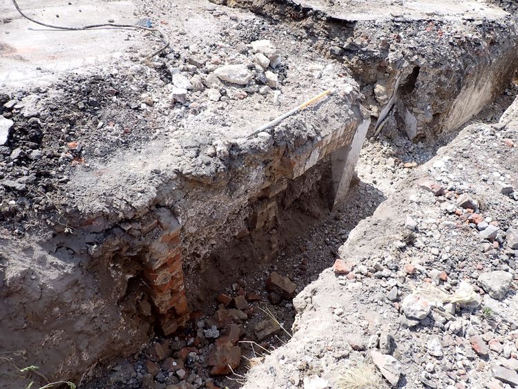 albionar1-426749: Digital Archive from an Archaeological Investigation at 191-199 High Street South, Dunstable, June 2013. Copyright:  Albion Archaeology