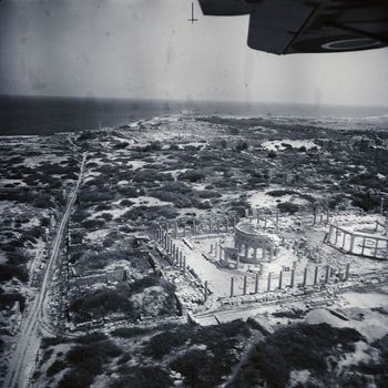 Aerial photograph looking across the Market towards the Forum Vetus. Lepcis Magna.