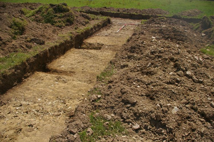 Thumbnail of A shot of Gully [1311] and Ditch [1313]; looking east-south-east (1m and 2m scales).