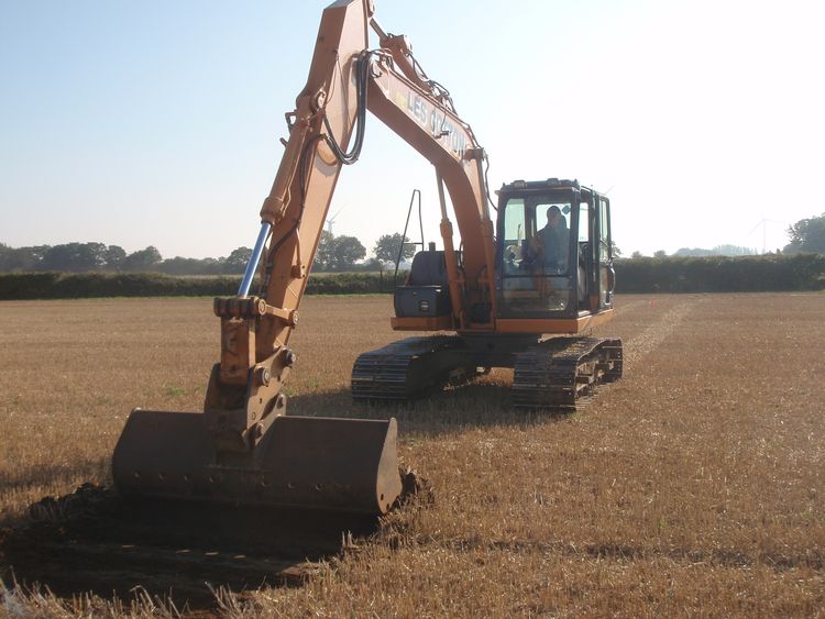 oxfordar3-187889: Digital Archive from an Archaeological Evaluation at Eye Airfield, Suffolk, August 2014. Copyright:  Oxford Archaeology (South)