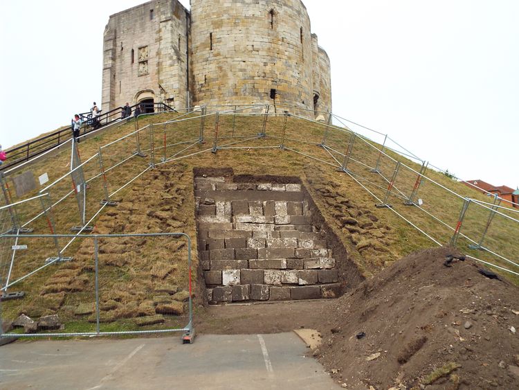 nmr1-527946: Digital Archive from an Archaeological Excavation at Clifford's Tower, York, 2014 - 2016. Copyright:  Historic England