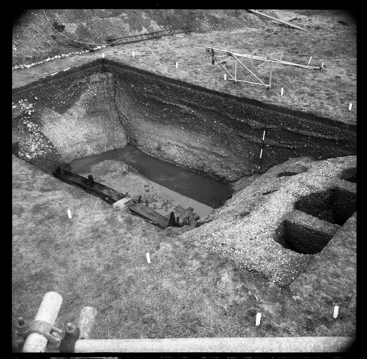 Thumbnail of 26-3 View looking S of Great Ditch I including S section with scale