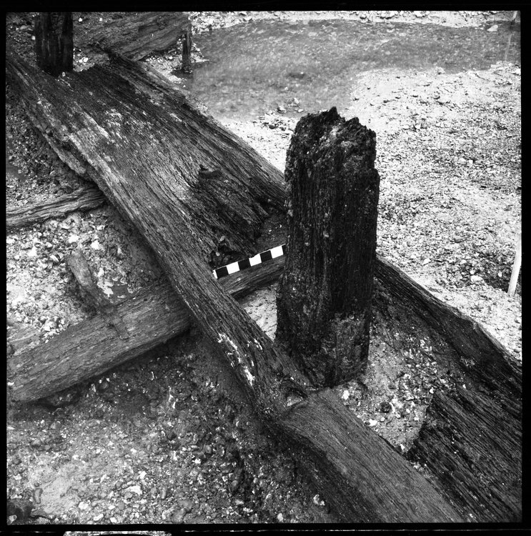Thumbnail of 30-2 Close up of central W post in Beam A in Great Ditch I with scale