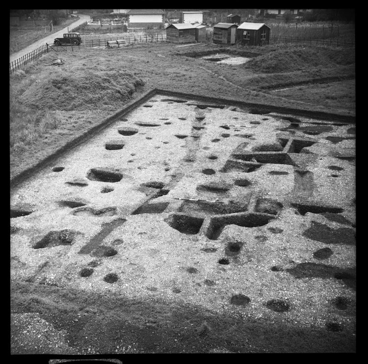 Thumbnail of 39-1 View looking S of OD 3 during excavation with scale