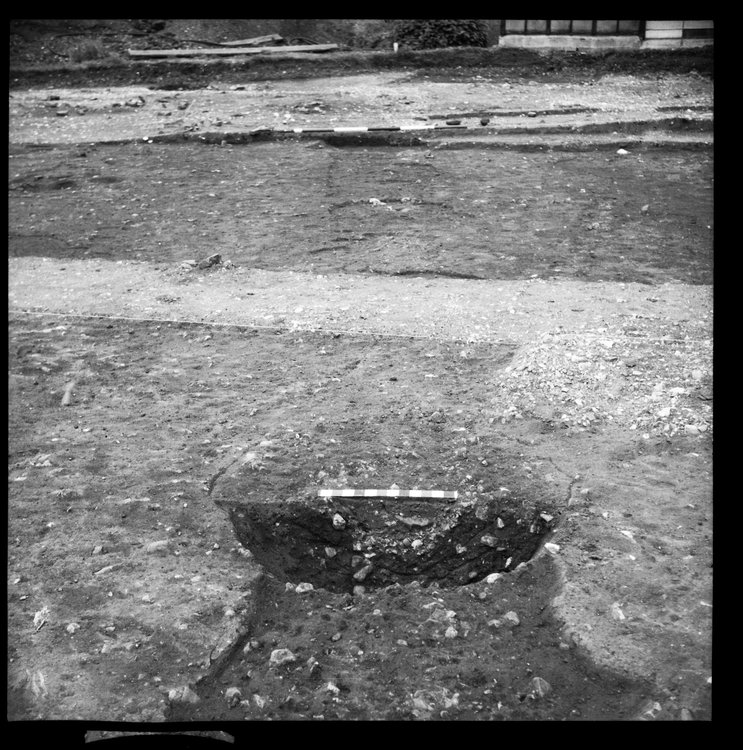 Thumbnail of 45-1 View looking N of feature in IDX with scale