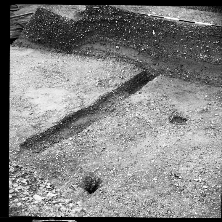 Thumbnail of 47-6 View looking SW of beam slots in Great Ditch II middle section with scale