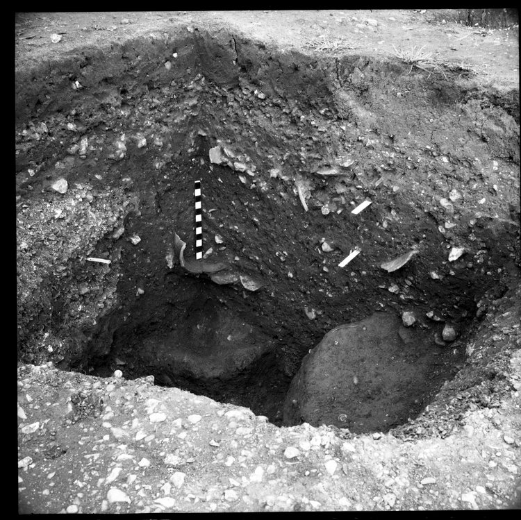 Thumbnail of 5-4 Close up of pit section on NE corner of AII with scale and context markers - 2