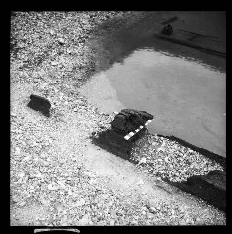Thumbnail of 55-11 Close up view SE of the east end of Beam B - GDII
