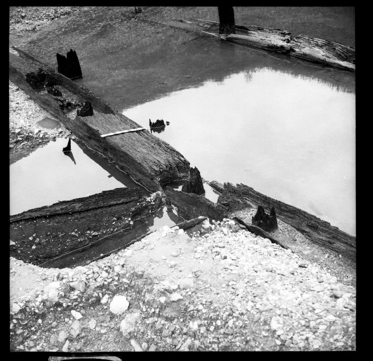 Thumbnail of 55-6 View SE of the chute and Beam B in GDII