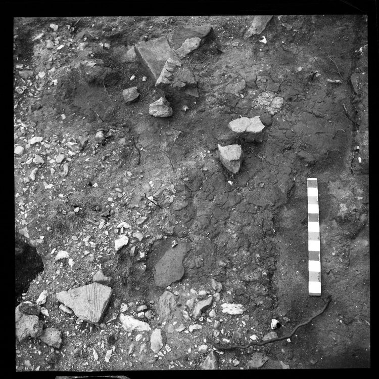 Thumbnail of 63-1 Close up of feature in unknown trench with scale