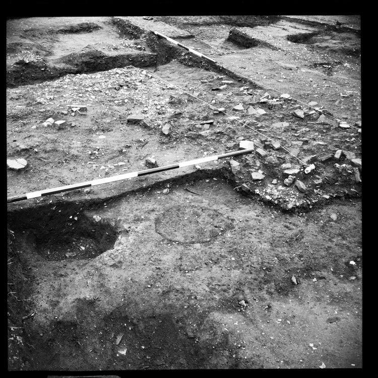 Thumbnail of 64-5 Close up of possible wall and circular features in IDX with scale