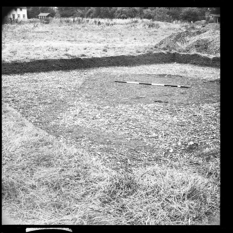 Thumbnail of 70-4 Close up of Pit 1 in TT II later OD1 with scale