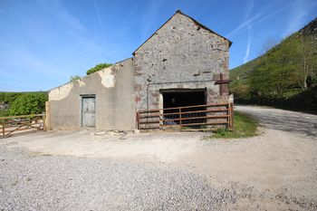 Thirkelow Hay Barn, Dale Head Road, Brandside, Buxton, Derbyshire. Historic building recording (OASIS ID: archaeol5-351743)