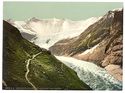 Thumbnail of The Bäregg guesthouse in 1900 with the Unterer Grindelwaldglacier in the background.