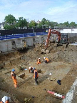 Westbourne Park and Royal Oak Stations (Crossrail XSI10)